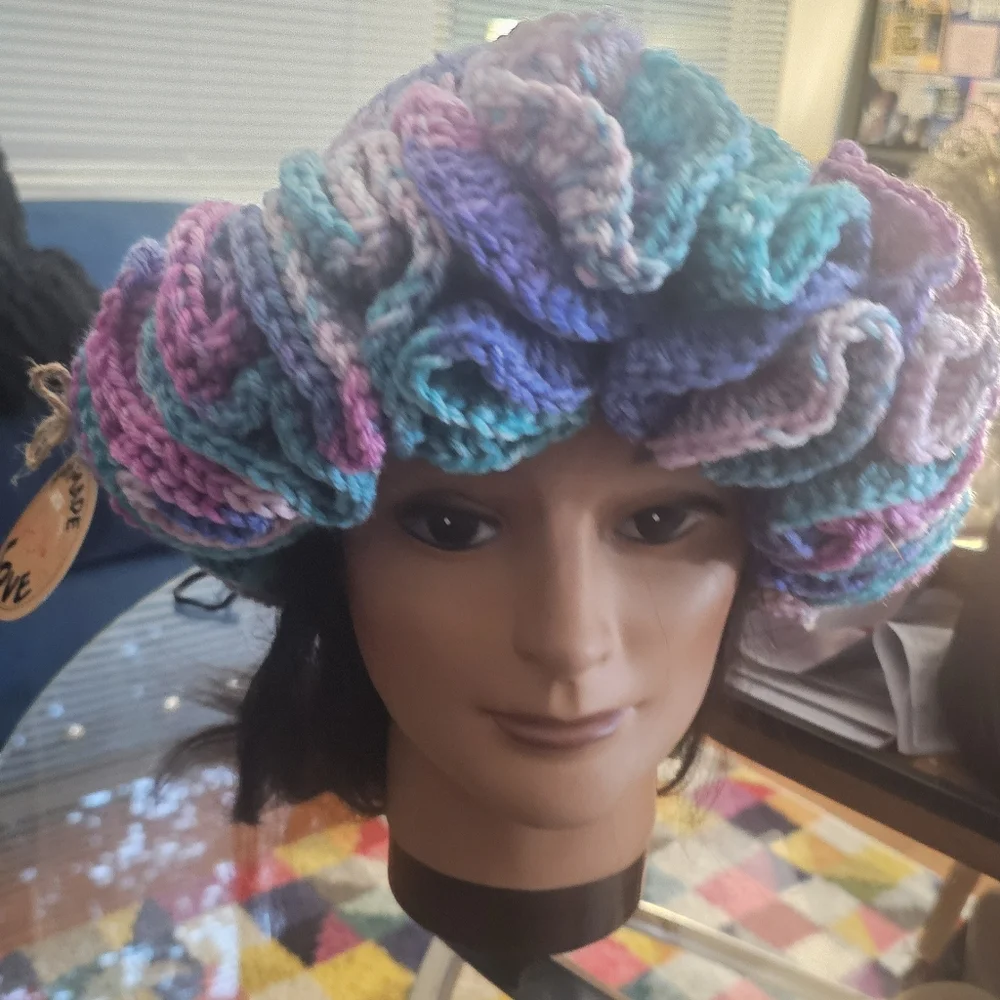 Crochet Ruffle Bucket Hat - Picture 6 of 6